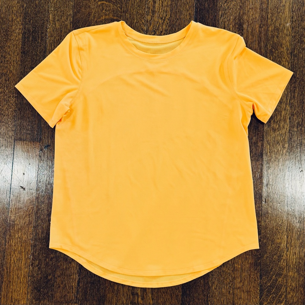 Lululemon Active Shirt Size SMALL